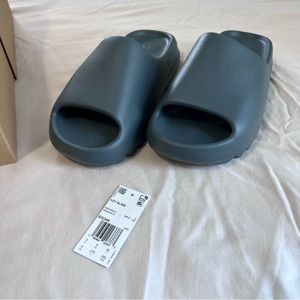 Yeezy Slate Slides